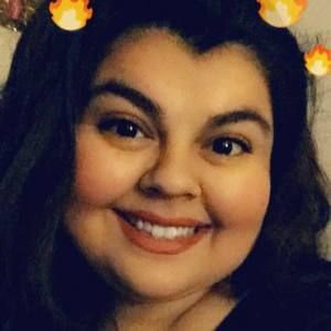 Meet your Posher, Esmeralda